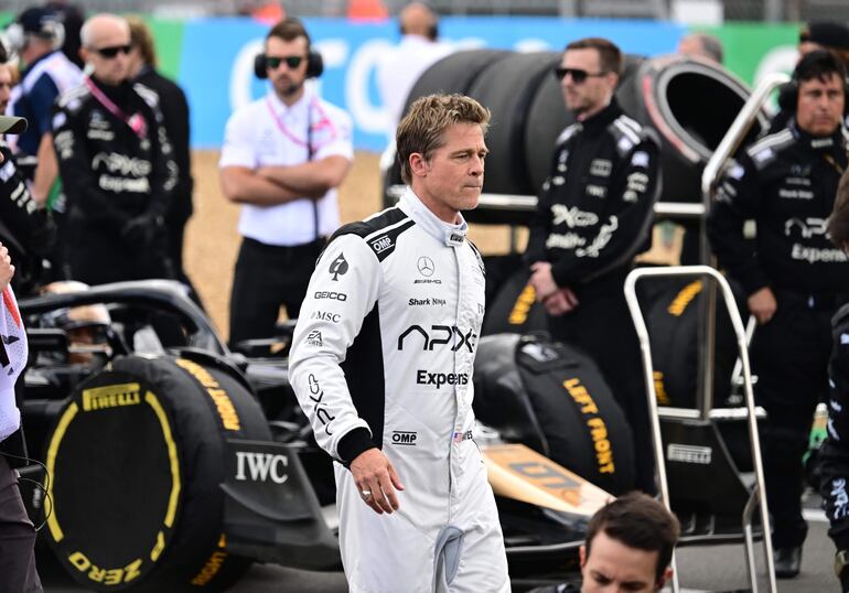 El actor Brad Pitt estuvo rodando un nuevo filme en el Grand Prix de Gran Bretaña, en el circuito de Silverstone.