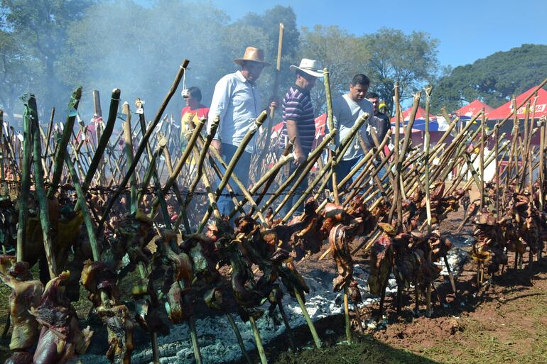 Este año se realizara la decima edición del Festival Nacional del Asado a la Estaca.