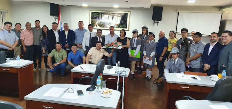 Los concejales se comprometieron a brindar apoyo al pedido de almuerzo escolar. 