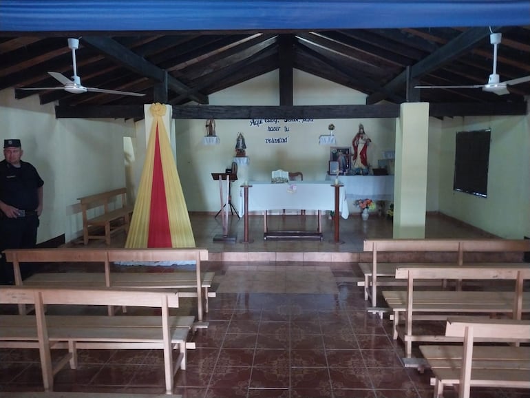 Hurtan estatuas de dos santos de la capilla Cristo Rey de General Caballero