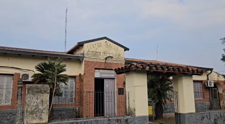 Centro de Salud de Carmen del Paraná.