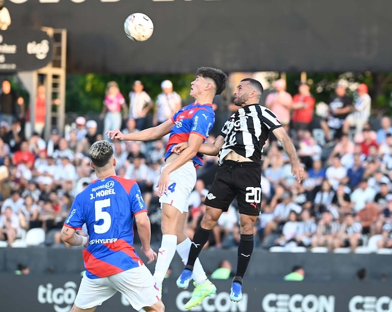 Cerro Porteño y Libertad se enfrentarán en el Defensores del Chaco