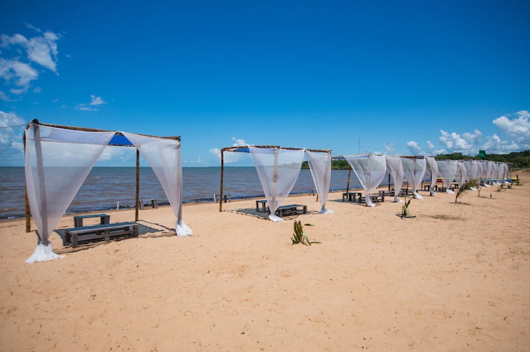 Las playas ubicadas en el Sur del país atrae turistas locales y extranjeros.