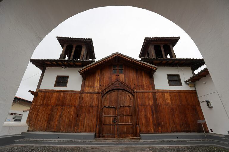 Iglesia de la población de Perucho (Ecuador). 