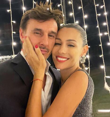 Roberto García Moritán y Carolina Pampita Ardohain celebraron sus Bodas de Seda.