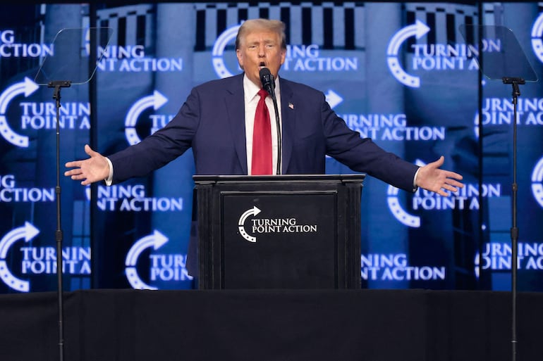 Donald Trump, pre-candidato a la presidencia de los Estados Unidos. (Photo by JEFF KOWALSKY / AFP)