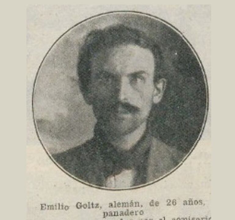 Fotografía de Emilio Goltz publicada en "Fray Mocho", No. 166, 2 de julio de 1915.