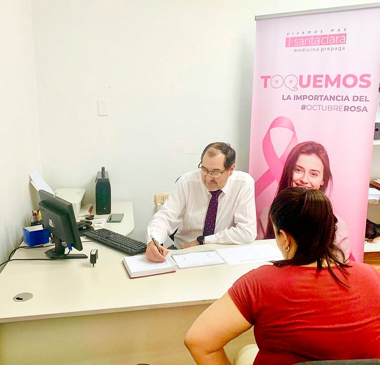 Santa Clara Medicina Prepaga este mes de octubre lanzó su campaña de concienciación y prevención del cáncer de mama bajo el lema: “Toquemos la importancia del Octubre Rosa”.