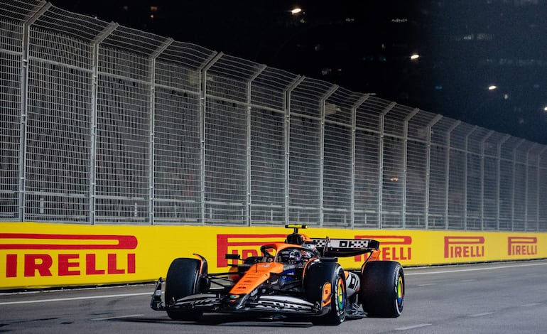 Lando Norris lidera los entrenamientos libres en Singapur