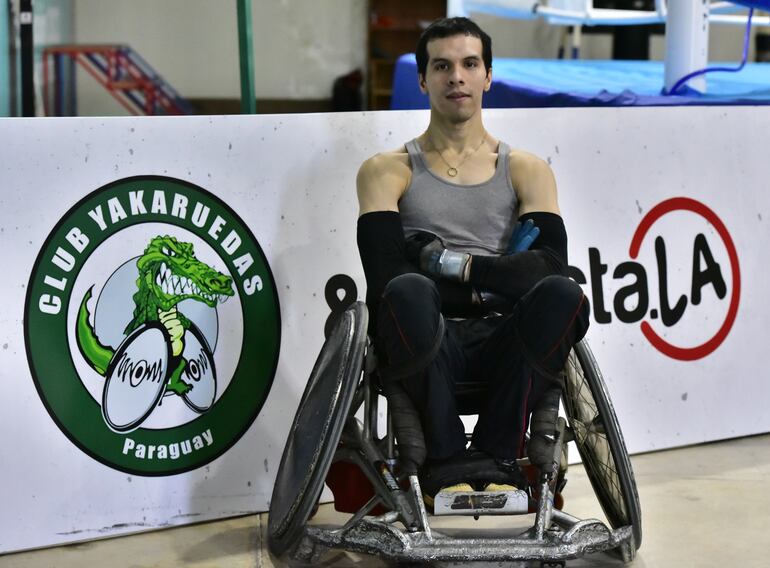 Daniel Dacak (36 años) es médico y goleador de los YakaRuedas.