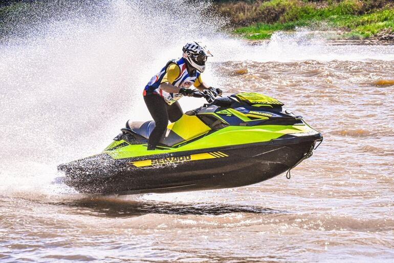 Arranca la intensa actividad motor en el agua.