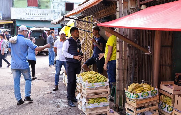 El reordenamiento se inició este miércoles en el mercado de abasto de Ciudad de Este.