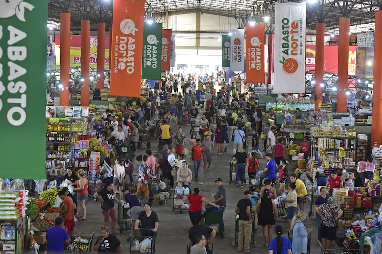 Año Nuevo: supermercados, shoppings y tiendas retails, con horarios especiales