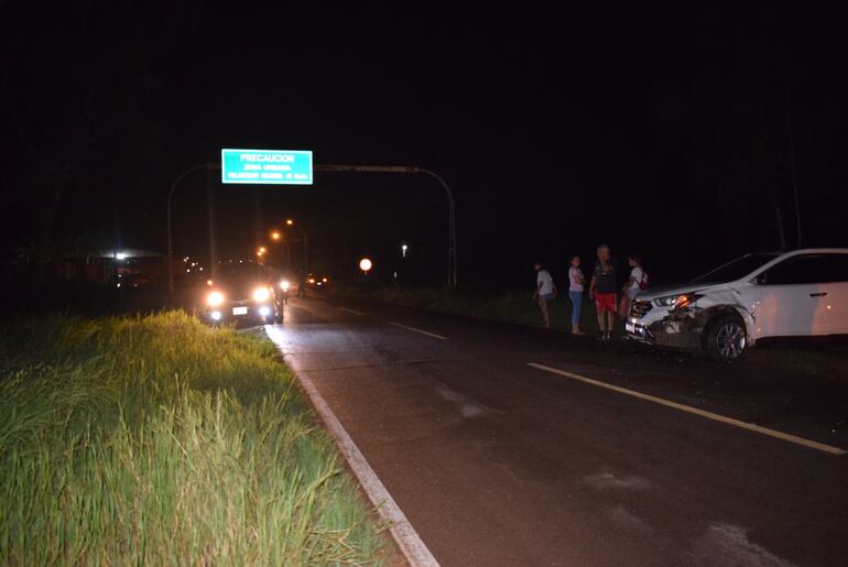 En el tramo Carapeguá- Acahay, el motociclista se adelantó supuestamente y fue a embestir contra la camioneta.