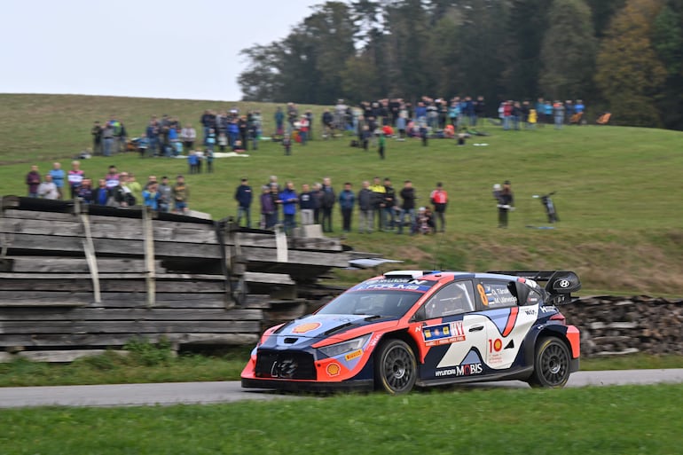 El estonio Ott Tänak se impuso finalmente en el Rally de Europa Central con Hyundai, llevando la definición del WRC a Japón.