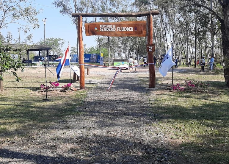 El MOPC habilitó el nuevo sendero natural del parque Ñu Guasú “Humberto Rubín”.