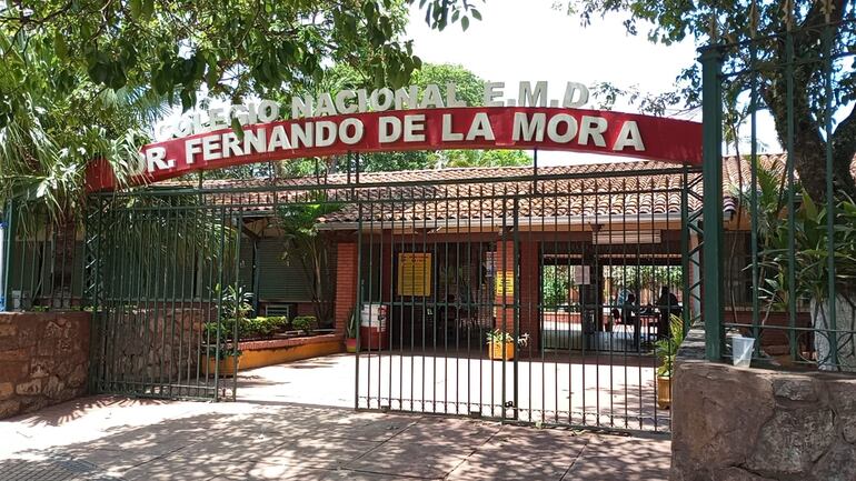 Desde la Comisión Organizadora desmintieron que los que alumnos que no pagaban no participarían de la actividad de entrega de certificados.