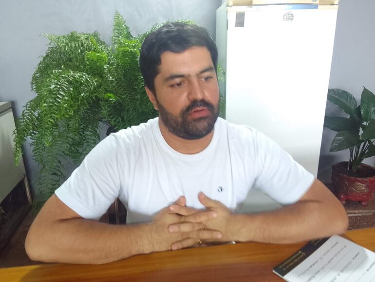 
El intendente César González explicó que no hay ninguna represalia en contra de los siete concejales 
