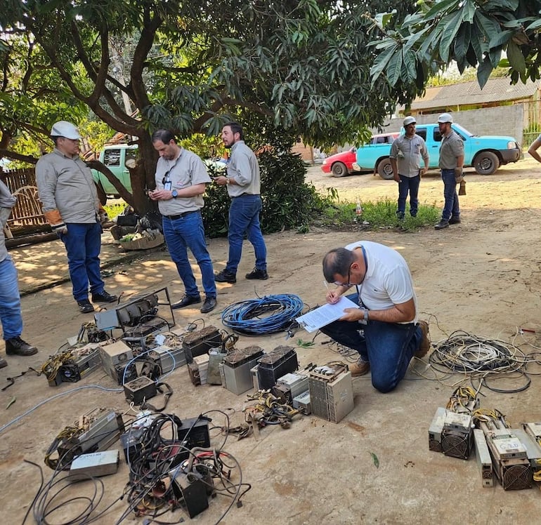 Las evidencias incautadas durante uno de los operativos en Alto Paraná.