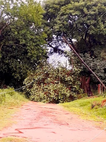 Varios distritos llevan más de 20 horas sin el servicio de energía eléctrica en Paraguarí.