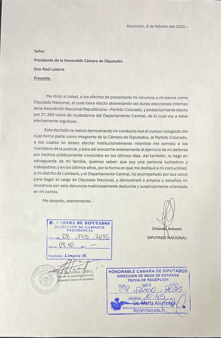 Renuncia de Arévalo como Diputado.