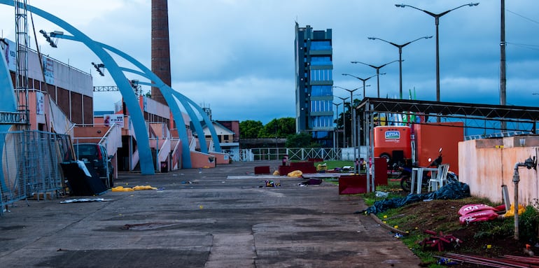 Basura en Sambodromo de Encarnación