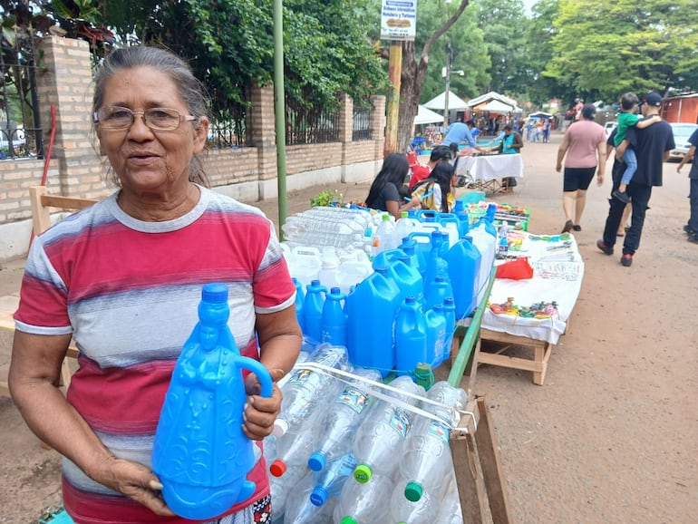 Andresa Vallejos cuenta con su puesto de venta en Tupãsy Ykuá.