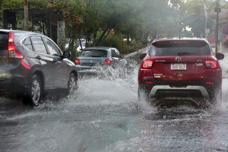 Las lluvias afectan a varios puntos del país esta mañana.