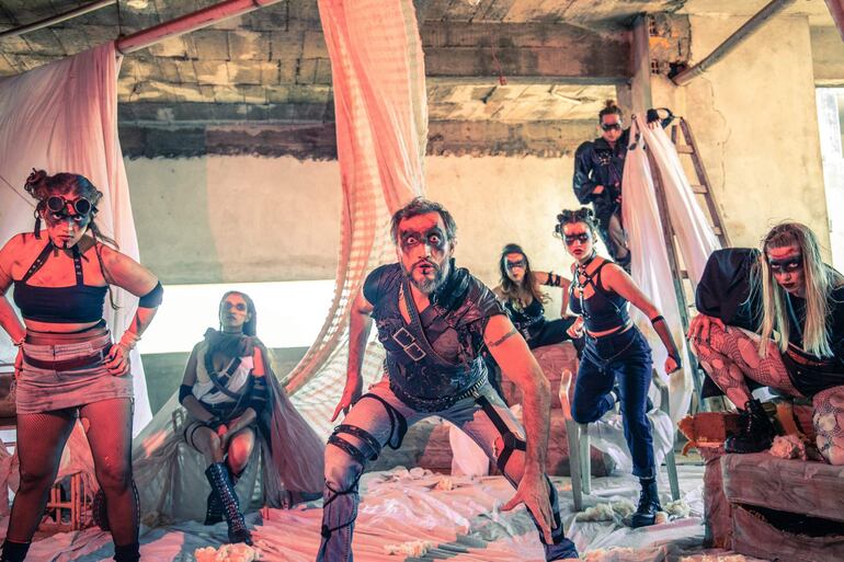 La obra teatral "OEDIPUS", inspirada en Edipo Rey, subirá a escena en la Alianza Francesa.