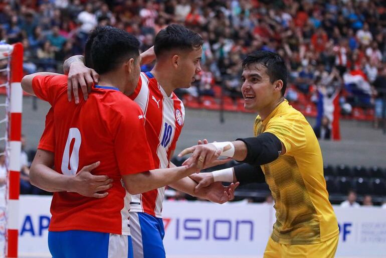 La Selección Paraguaya Absoluta de Futsal venció 3-1 a Francia.