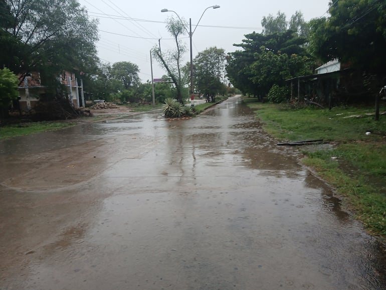 En Fuerte Olimpo, en dos días de lluvias, se completaron 35 mm, mientras el promedio general no superaron los 50 mm en todo el departamento.