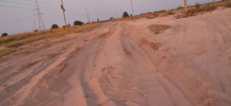 Camino intransitable entre Laureles y Yabebyry.