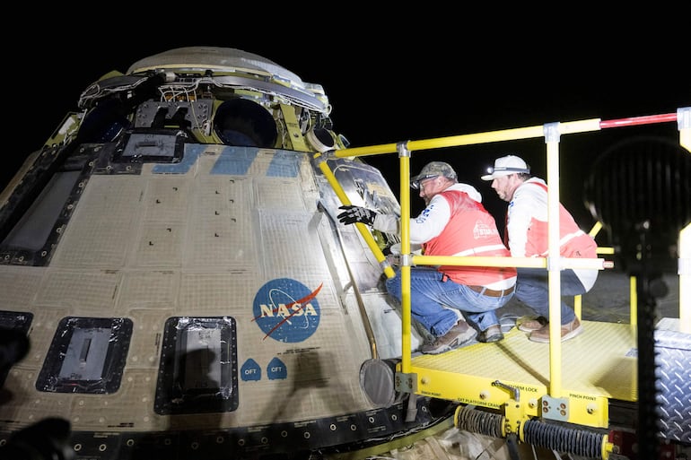 La cápsula Starliner luego de su aterrizaje.