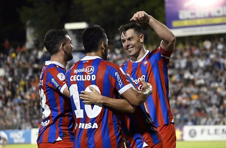 2  DE MAYO VS CERRO PORTEÑO, FOTO FENANDO ROMERO  19-04--2024