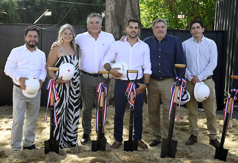 Manuel Riera, Daniella Herrera, José Miguel Herrera, Adolfo Bieber, Sergio Undurraga y Francisco Astaburuaga.