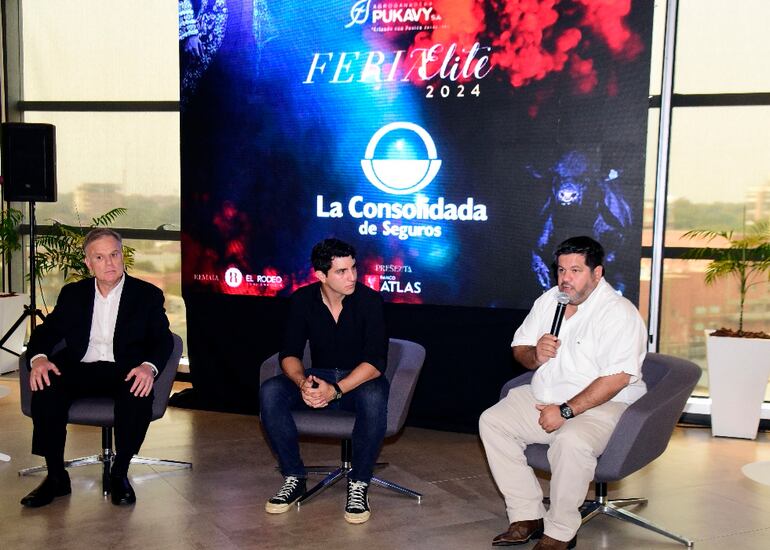 Eduardo Añazco, Felipe Giménez y Mario Pereira dieron detalles de la Feria Elite 2024, a realizarse mañana en los Jardines del Rodeo.