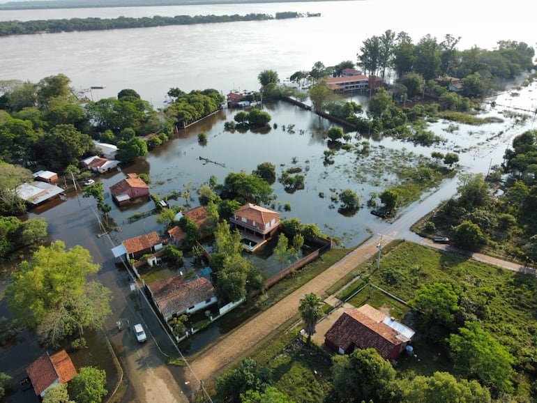 El exceso de lluvias está causando inundaciones en el sur del país.