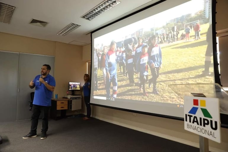 La actividad fue presentado durante en un acto en la sede de la binacional en Hernandarias.