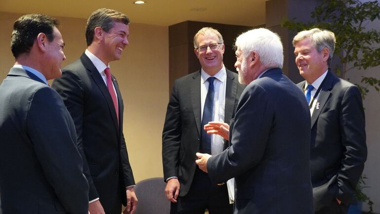 El presidente Santiago Peña y el canciller Rubén Ramírez Lezcano se reunieron con representantes del Gobierno de EE.UU.