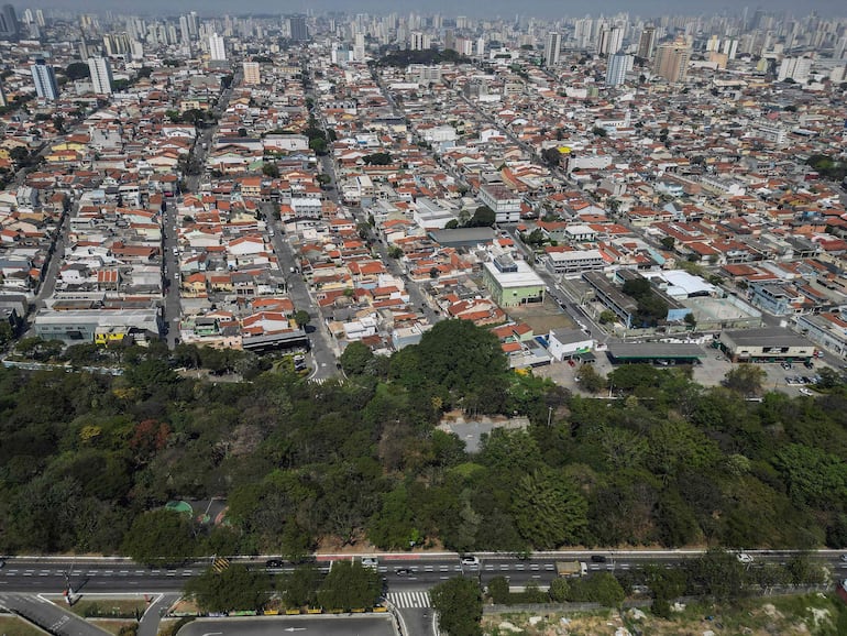 Vista aérea del parque Tiquatira en Sao Paulo, Brasil.