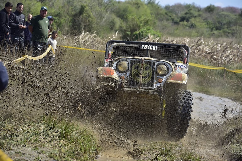 El piloto local Kiko López, navegado por Ernesto Gato, triunfó en la competitiva categoría TT4N.