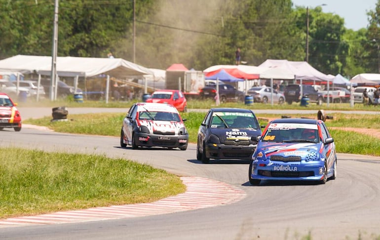 La modalidad volvió con todo y los pilotos ofrecieron dos entretenidas tandas el domingo.