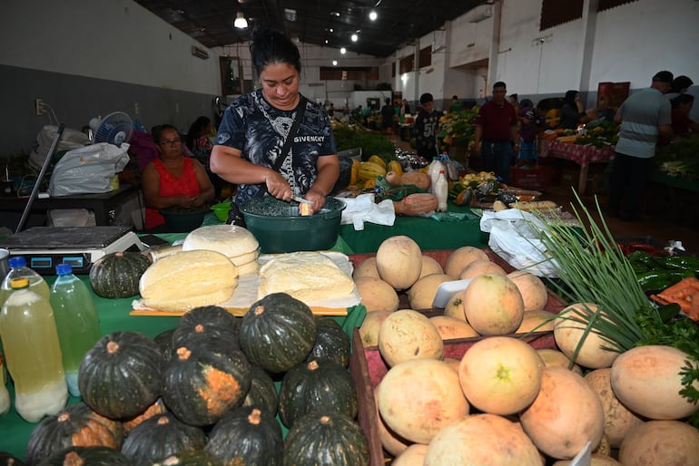 La feria de hortigranjeros está habilitada hasta mañana al mediodía. 