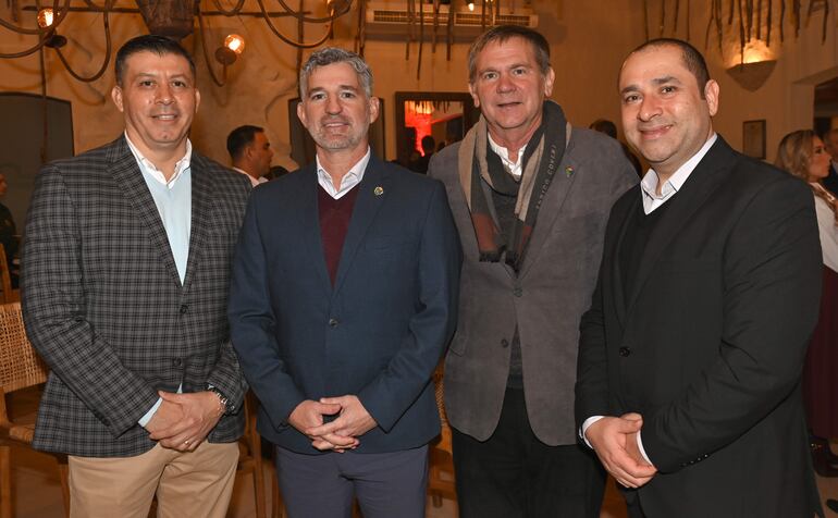 Rubén Sosa, Alvaro Brasa, Gerhard Klassen y Marcos Báez.