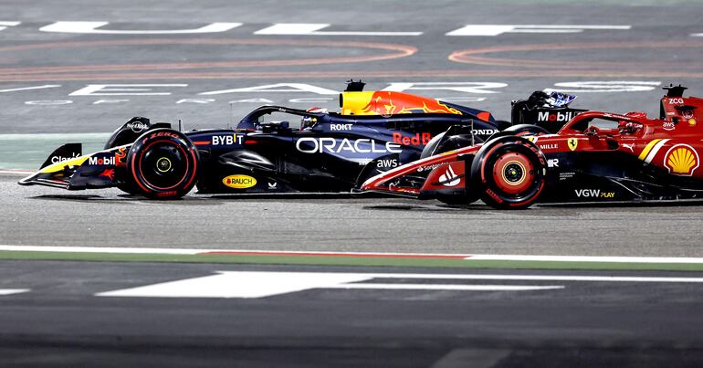 El Red Bull Racing del neerlandés Max Verstappen durante el Gran Premio de Baréin, la primera jornada del Mundial 2024 de la Fórmula 1, en el Circuito Internacional de Baréin, en Sakhir.