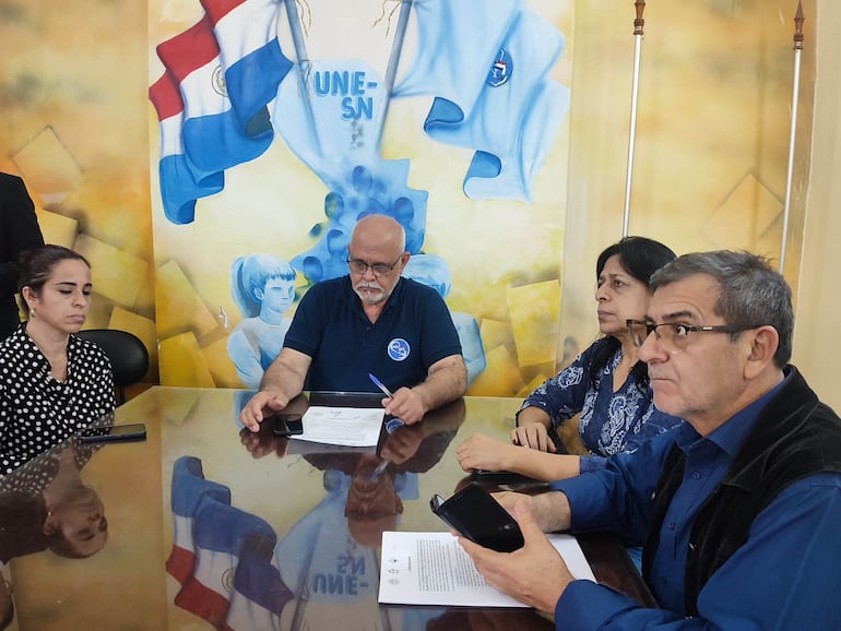 Sindicalistas anunciaron esta tarde posibles manifestaciones con suspensión de clases, la semana que viene.