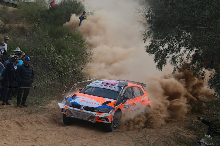 Agustín Alonso y Edgardo Galindo, los ganadores del Transchaco Rally 2023, en esta edición se quedaron con el tercer escalón del podio, con el VW Polo GTI R5.