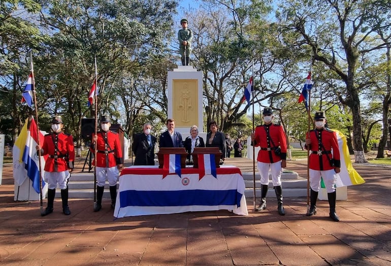 En San Juan, Misiones rindieron homenaje a la heroína Pastora Céspedes.