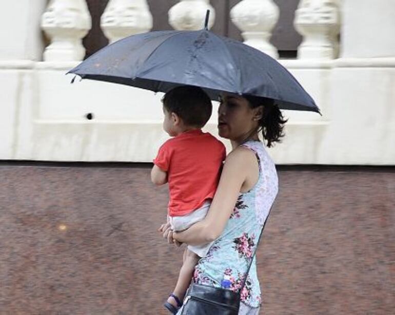 En Asunción, como en el resto del país, se espera un clima inestable con chaparrones y ocasionales tormentas eléctricas.