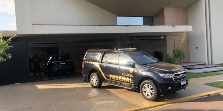 Una de las residencias allanadas por la Policía Federal.